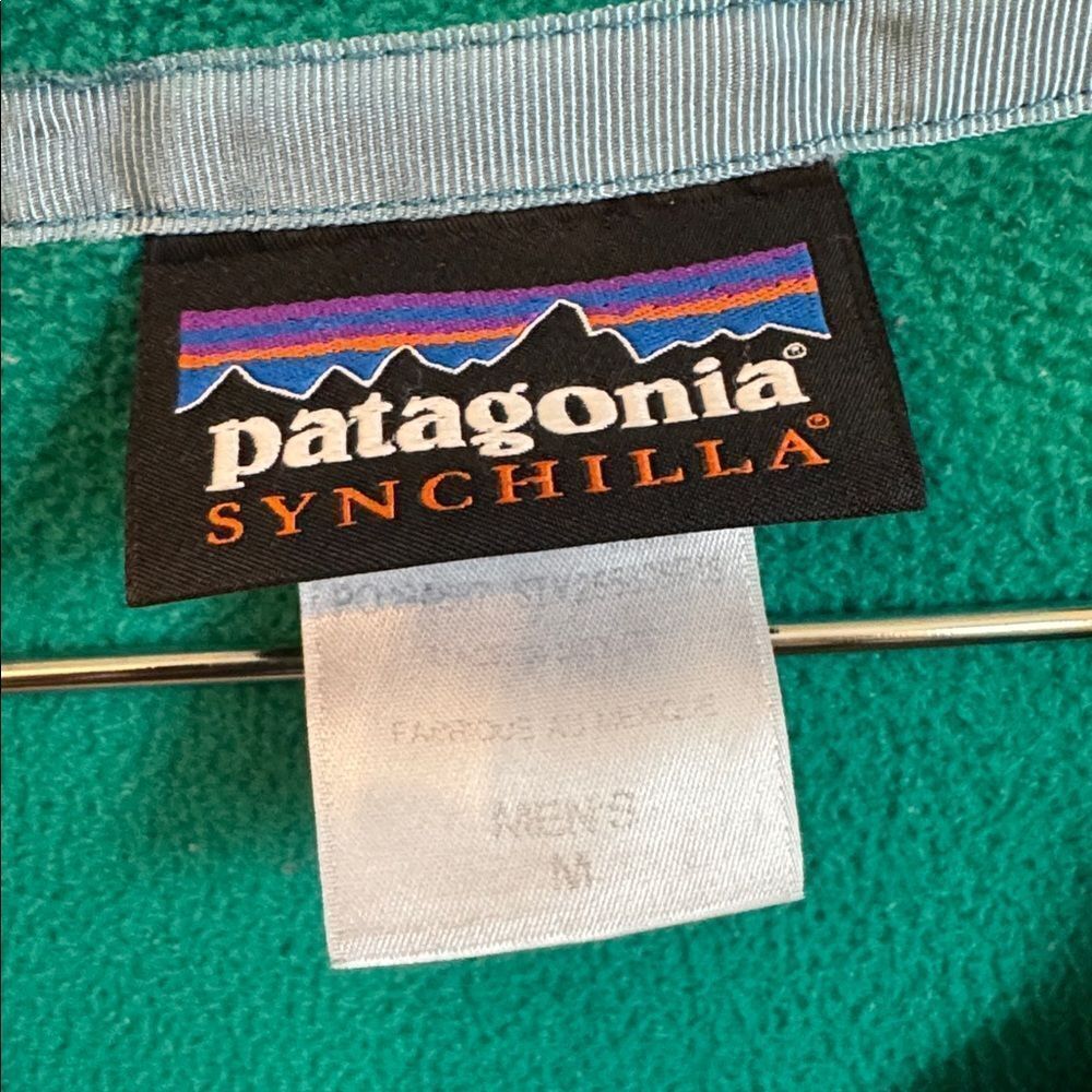 Patagonia Men's Lightweight Synchilla® Snap-T® Pullover in green M - Picture 4 of 4